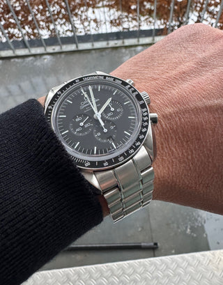 Omega Speedmaster Professional Moonwatch Co Axial Date Black Dial Autimatik - B&P