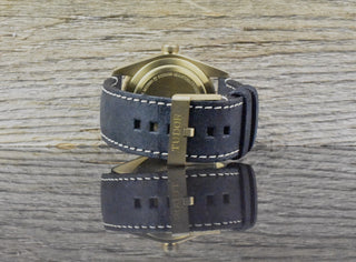 Tudor Black Bay Bronze 79250BA NOS / UNGETRAGEN Bronze Automatic Box & Papiere