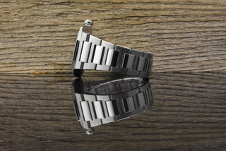 Girard Perregaux Laureato Black Dial 81010-11 neuwertig / mint - 2024