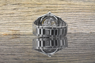 Girard Perregaux Laureato Black Dial 81010-11 neuwertig / mint - 2024