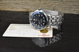 Omega Seamaster Diver 300M Quarz Mid Size 36MM Blue Wave Dial Vintage