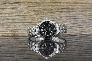 Omega Seamaster Diver 300 M Quarz Lady 2282.50 Black Dial - Vintage