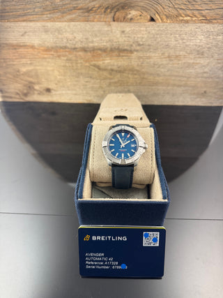 Breitling Avenger Automatic 42 Blue A17328 Faltschließe - Stahl - B&P 2023