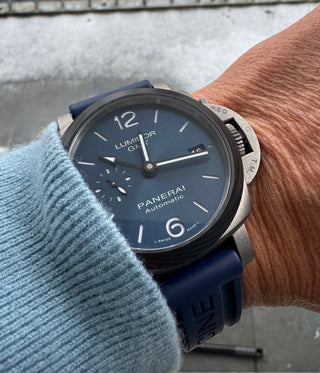 Panerai Luminor GMT Automatic Navy Blue PAM01279 Carbon & Titanium - Neuwertig