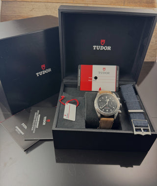 Tudor Black Bay Chrono NEUWERTIG 79350 Black Dial Full Set 2018