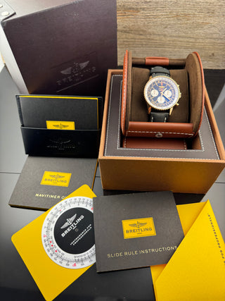 Breitling Navitimer 01 Panda Dial 18k Roségold unpoliert RB012012 Full Set